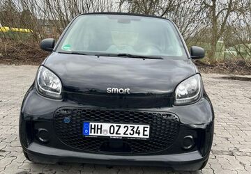 Smart ForTwo 9.900 km 14.161 &euro; Hamburg 21109