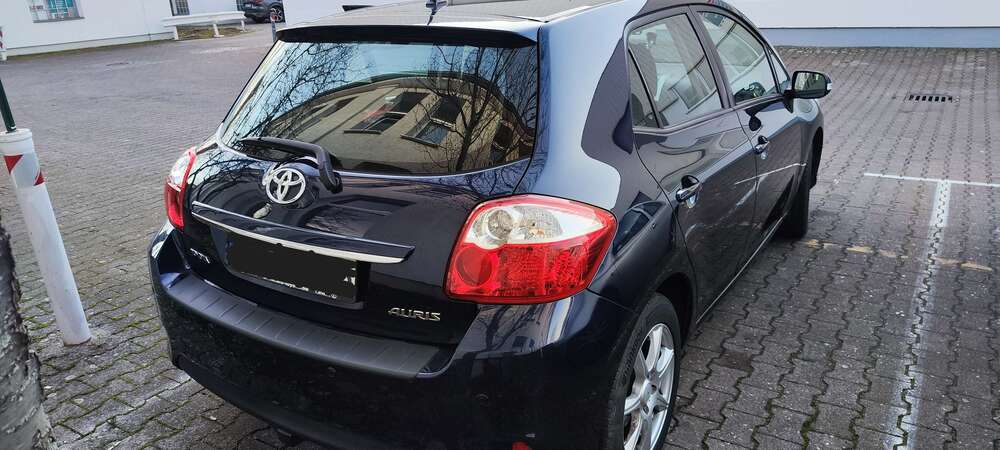 Toyota Auris 178.000 km 6.500 &euro; Berlin, Stadt 13589