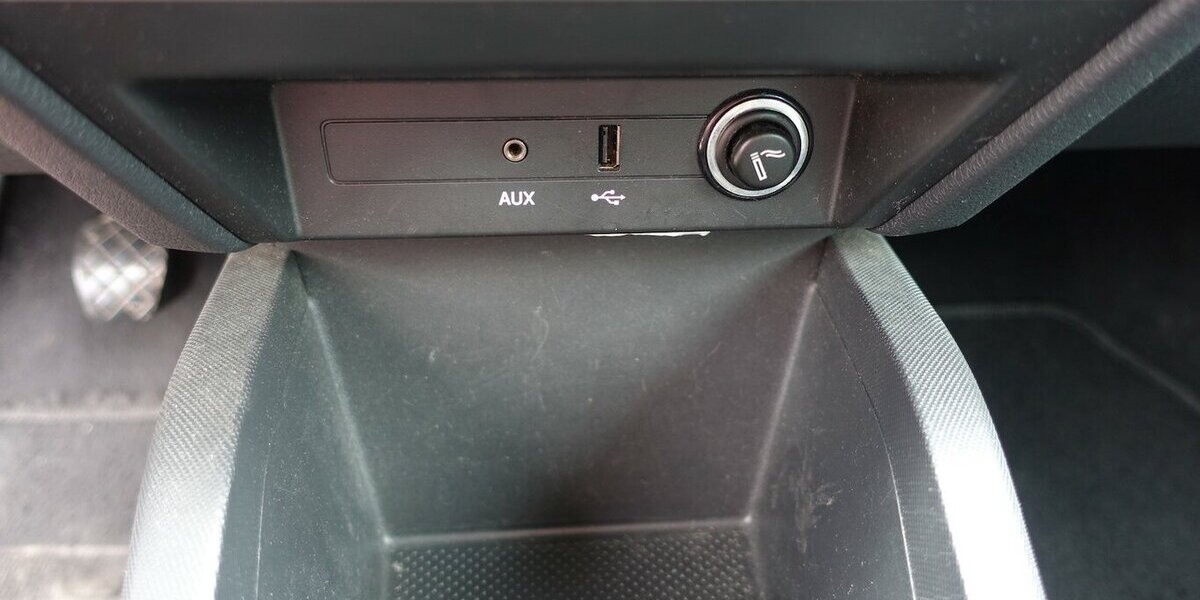 Skoda Fabia Ambition Klimatronik PDC Sitzheizung 120.800 km 6.950 &euro; Neumarkt/OPf 92318