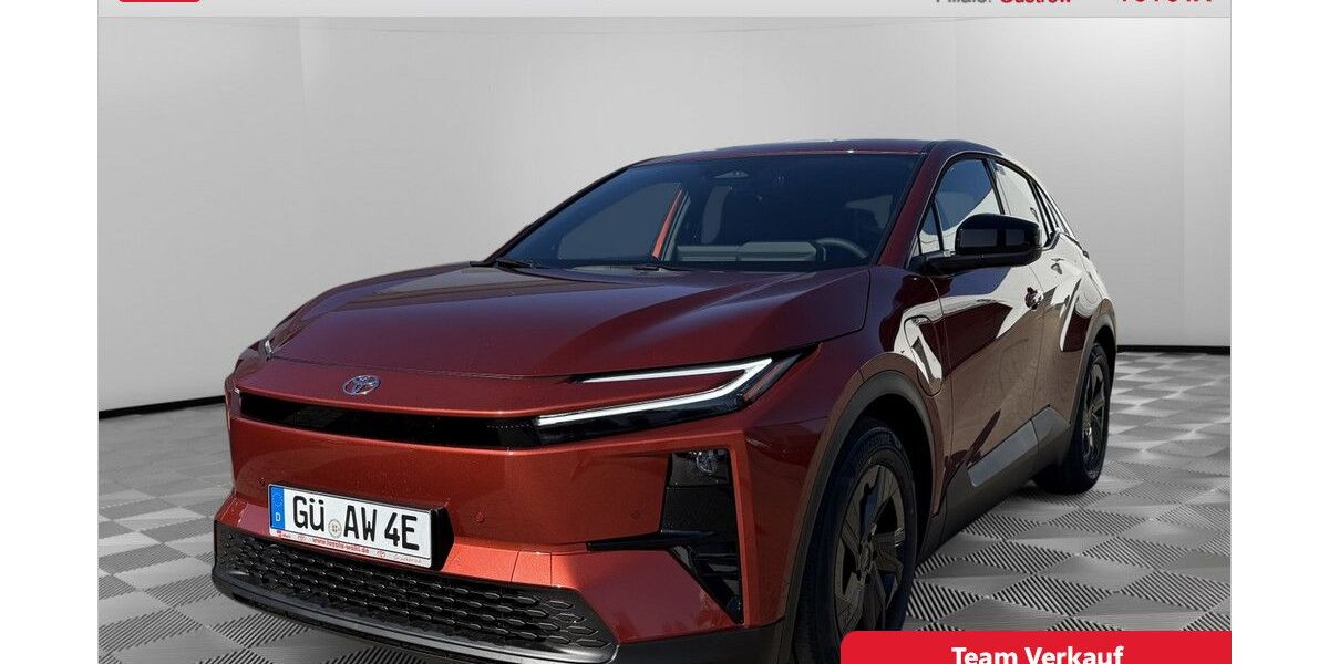 Toyota C-HR 2.500 km 45.590 &euro; Güstrow 18273