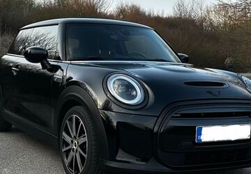 Mini Cooper SE 28.100 km 20.300 &euro; Malsfeld 34323