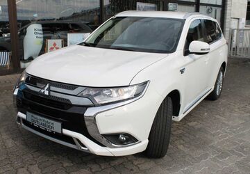 Mitsubishi Plug-in Hybrid Outlander 74.360 km 21.900 &euro; Warstein 59581