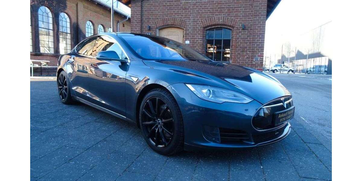 Tesla Model S 181.000 km 22.000 &euro; München 81249