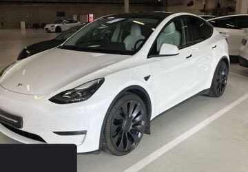 Tesla Model Y 29.548 km 46.400 &euro; Obertraubling 93083