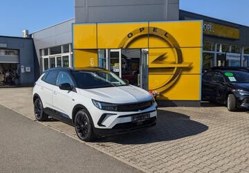 Opel Grandland (X) 2.500 km 33.890 &euro; Zwickau 08056