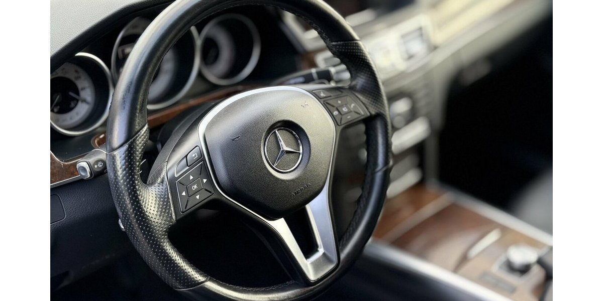 Mercedes-Benz E 350 d/ PANO / Kamera / Leder / Navi / EURO 6 100.000 km 22.290 &euro; Mönchengladbach 41066