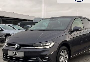 VW Polo 1.100 km 25.950 &euro; Bremen 28757