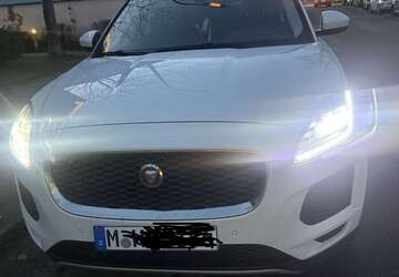 Jaguar E-Pace 106.800 km 18.500 &euro; München 81539