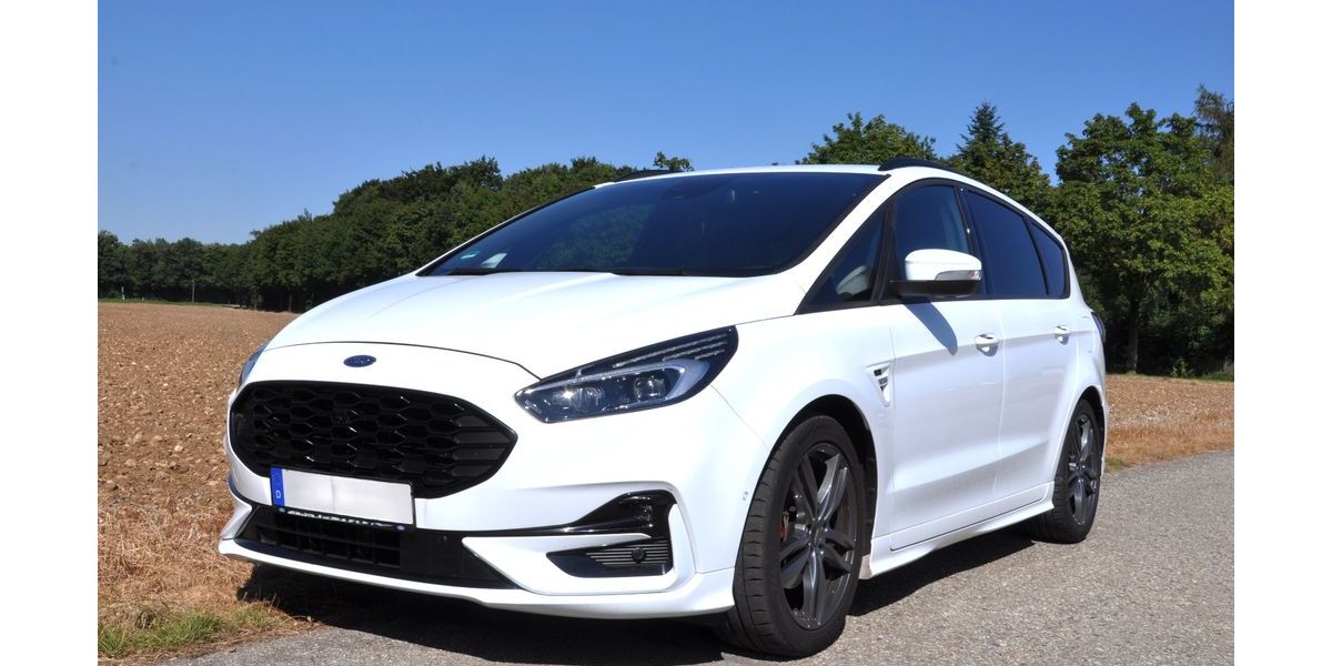 Ford S-Max 52.000 km 29.900 &euro; Haar 85540