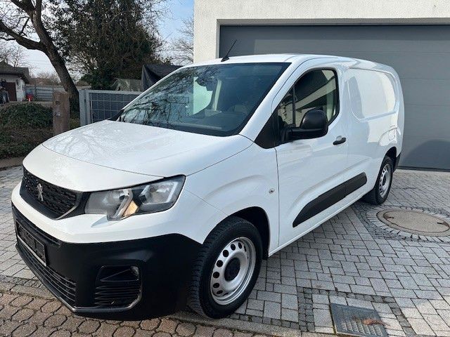 Peugeot Partner 113.700 km 13.770 &euro; Kehl 77694