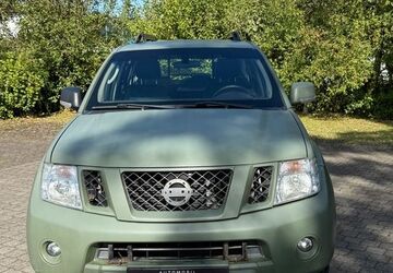 Nissan Pathfinder 152.100 km 21.890 &euro; Lennestadt 57368