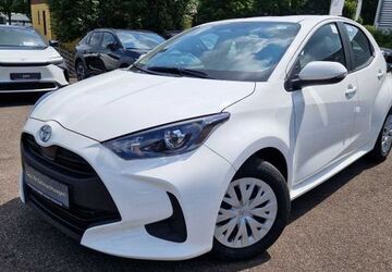 Toyota Yaris 1.111 km 22.990 &euro; Nürtingen 72622