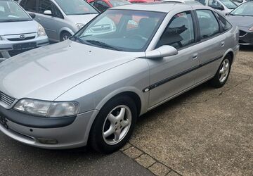 Opel Vectra 140.000 km 2.499 &euro; Krefeld 47807