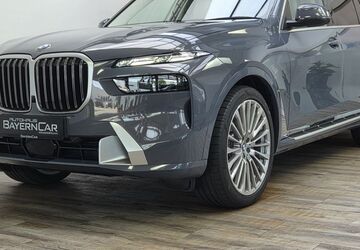 BMW X7 5.800 km 117.789 &euro; Königsbrunn 86343