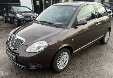 Lancia Ypsilon Oro 1,4 8V*orig.97tkm,Klima, 8 fach* 97.000 km 2.850 &euro; Schorndorf 73614