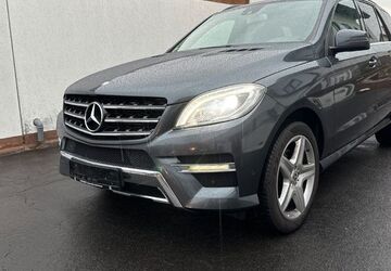 Mercedes-Benz ML 350 155.560 km 15.000 &euro; Selb 95100