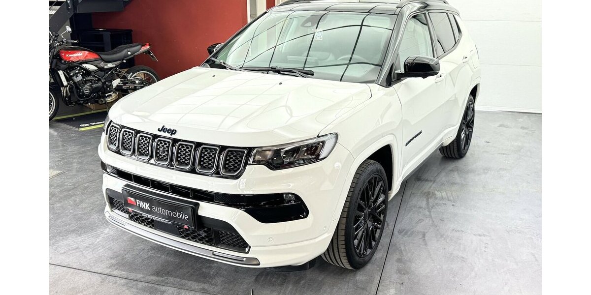 Jeep Compass S Plug-IN Hybrid 4WD 1.Hand Panoramadach 36.500 km 26.290 &euro; Lich 35423