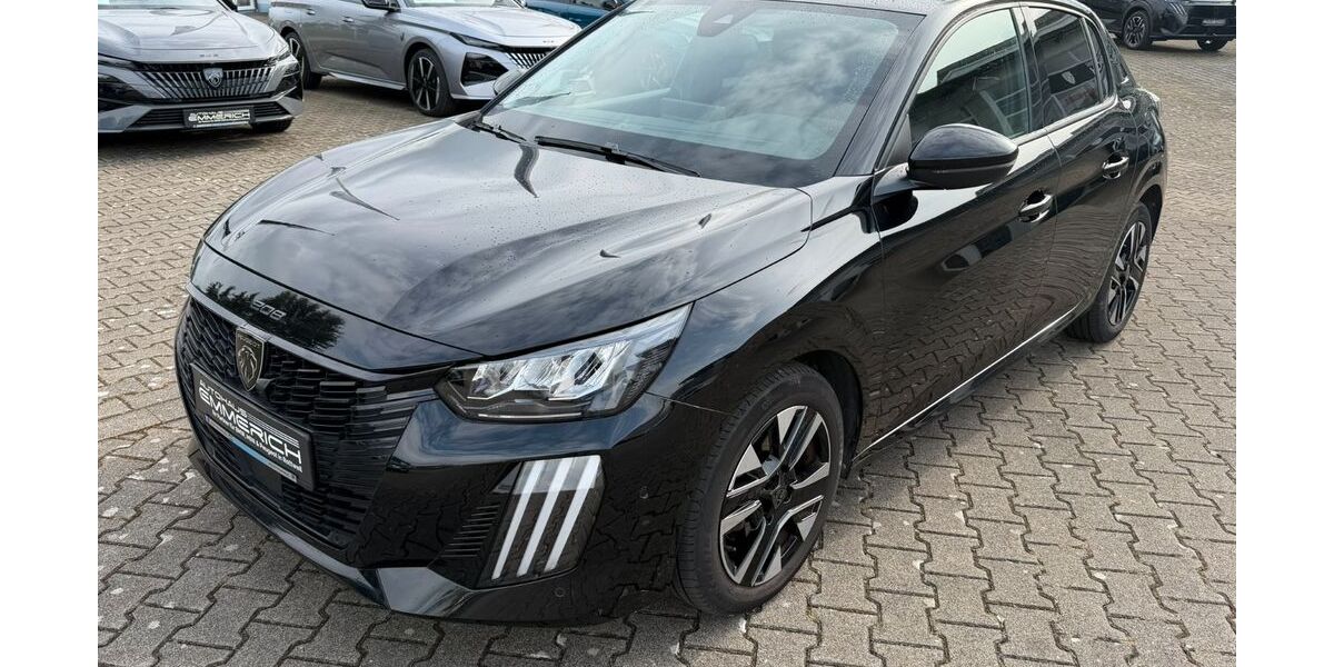 Peugeot 208 25.800 km 18.300 &euro; Rottweil 78628
