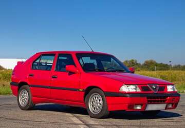 Alfa Romeo 33 128.600 km 12.195 &euro; Görlitz 02826