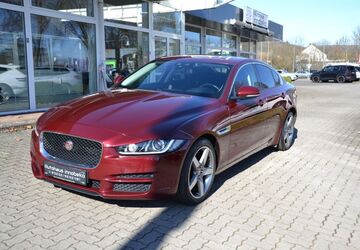Jaguar XE 145.096 km 12.980 &euro; Bad Driburg 33014