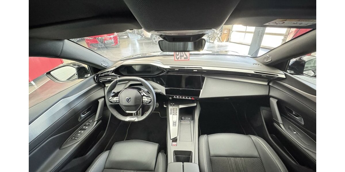 Peugeot 408 GT 225 Plug in Hybrid 360° Cam FULL LED 50.200 km 26.120 &euro; Lich 35423