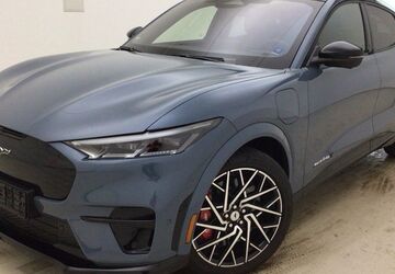 Ford Mustang Mach-E 3.400 km 54.990 &euro; Aschersleben 06449
