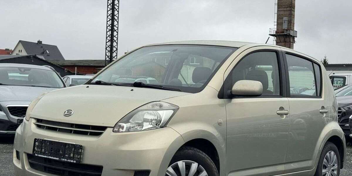 Daihatsu Sirion 223.525 km 1.999 &euro; Breitenbach 37327