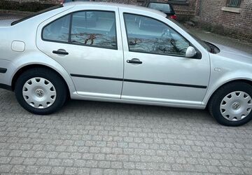 VW Bora 161.000 km 2.000 &euro; Köln 50997