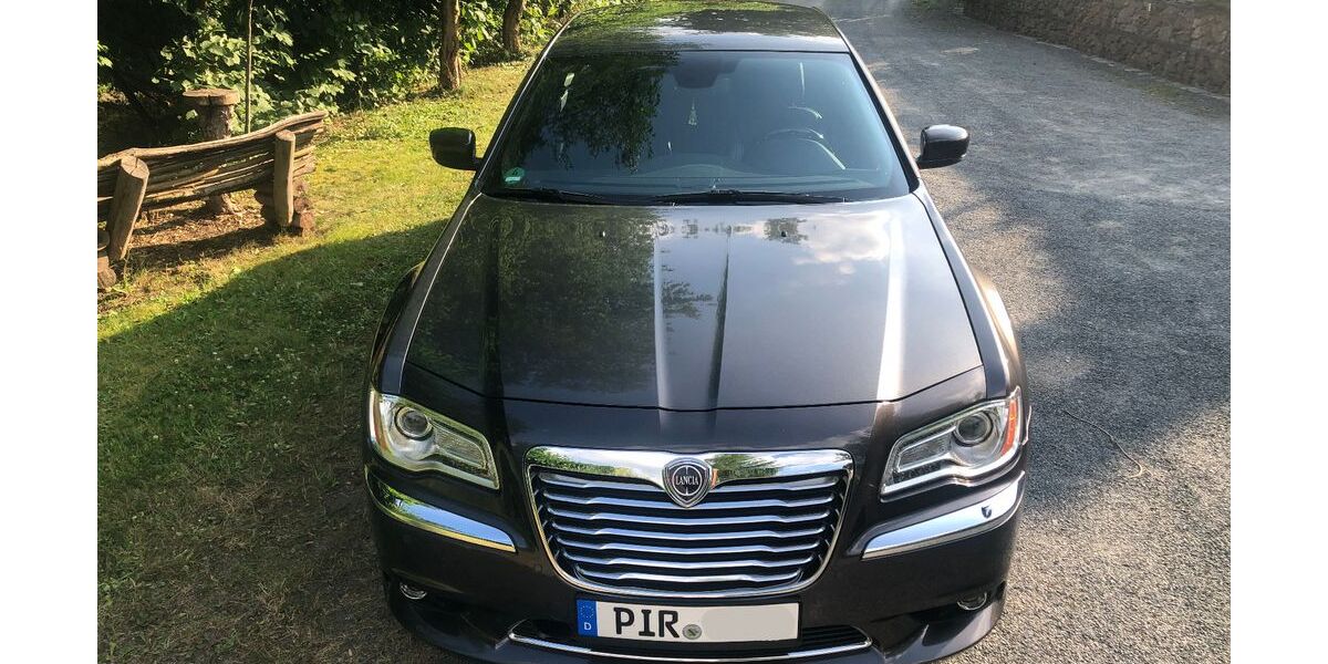 Lancia Thema 130.000 km 11.950 &euro; Müglitztal 01809