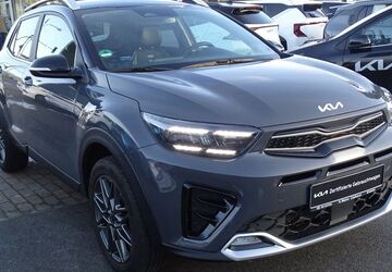 Kia Stonic 18.207 km 22.590 &euro; Cuxhaven 27472
