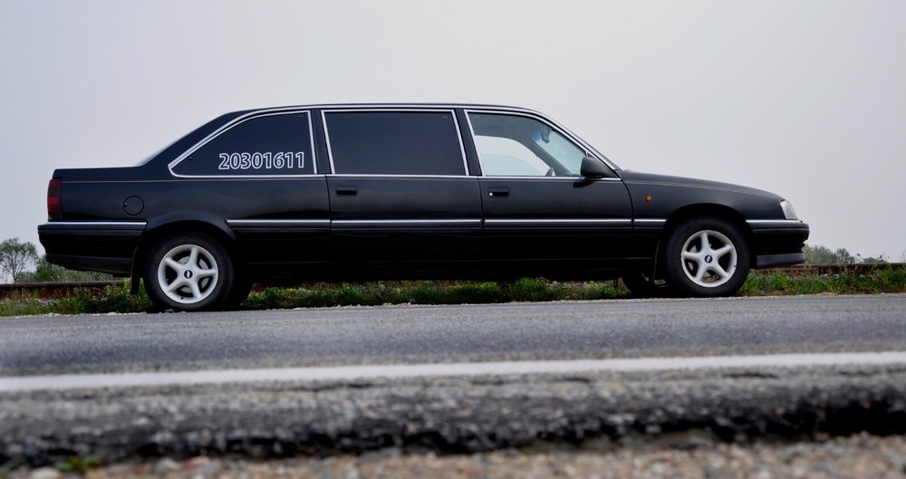 Opel Omega A 120.000 km 2.500 &euro; Riga 