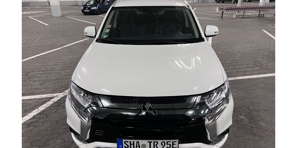 Mitsubishi Outlander 63.500 km 22.299 &euro; Vellberg 74541
