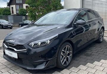 Kia ceed / Ceed 5.000 km 27.990 &euro; Wiesbaden 65199