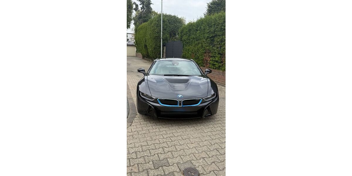 BMW i8 84.000 km 57.000 &euro; Grevenbroich 41515