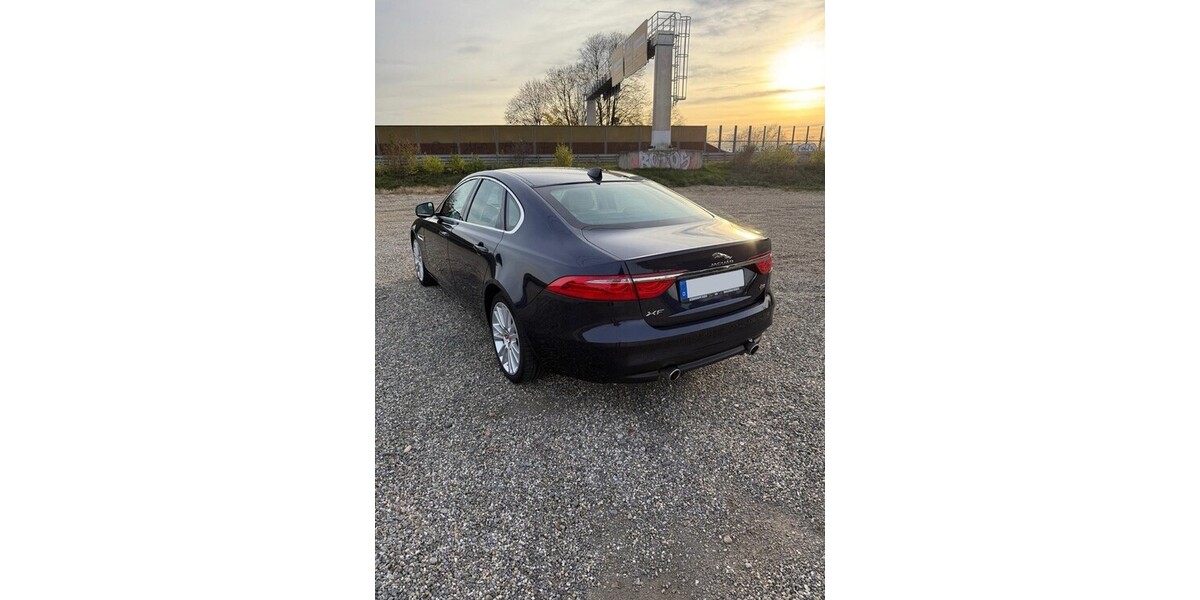 Jaguar XF 205.000 km 12.500 &euro; Achern 77855