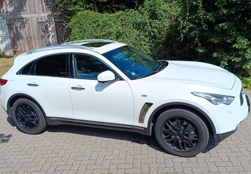 INFINITI FX 190.000 km 11.000 &euro; Kakenstorf 21255