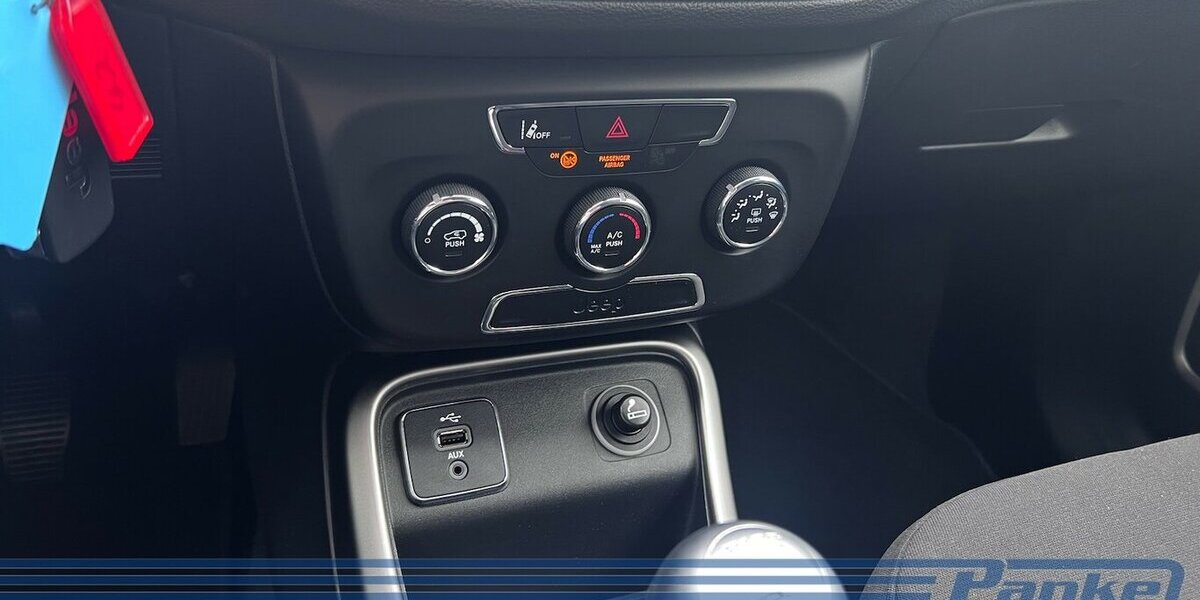 Jeep Compass 1.4 MultiAir Sport FWD*Bluetooth*LaneAss 118.275 km 10.900 &euro; Berlin 13187