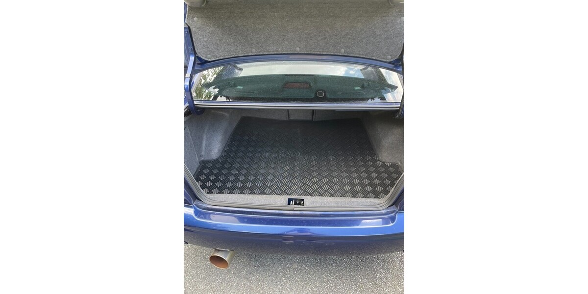 Subaru Legacy III 130.000 km 15.000 &euro; Copenhagen 