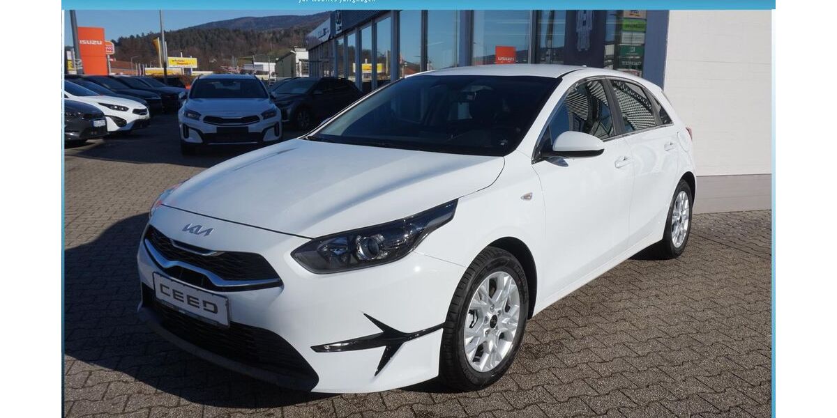 Kia ceed / Ceed 10.800 km 22.650 &euro; Cham 93413