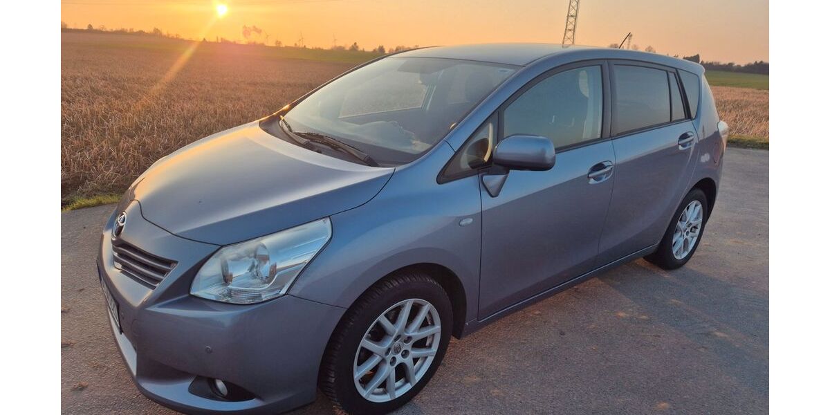 Toyota Verso 60.500 km 11.499 &euro; Salzgitter 38239