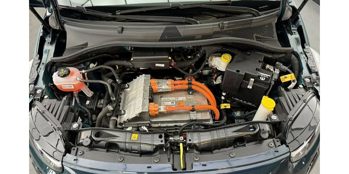 Fiat 500e Action Carplay Android Automatik 1.Hand 26.891 km 13.440 &euro; Lich 35423