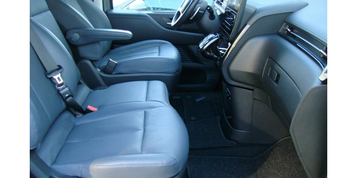 Hyundai Staria Prime 2.2CRDI 9-Sitzer ACC LED 24.308 km 37.980 &euro; Falkensee 14612