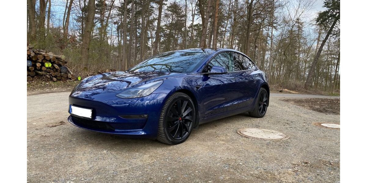 Tesla Model 3 34.000 km 29.999 &euro; Kalefeld 37589