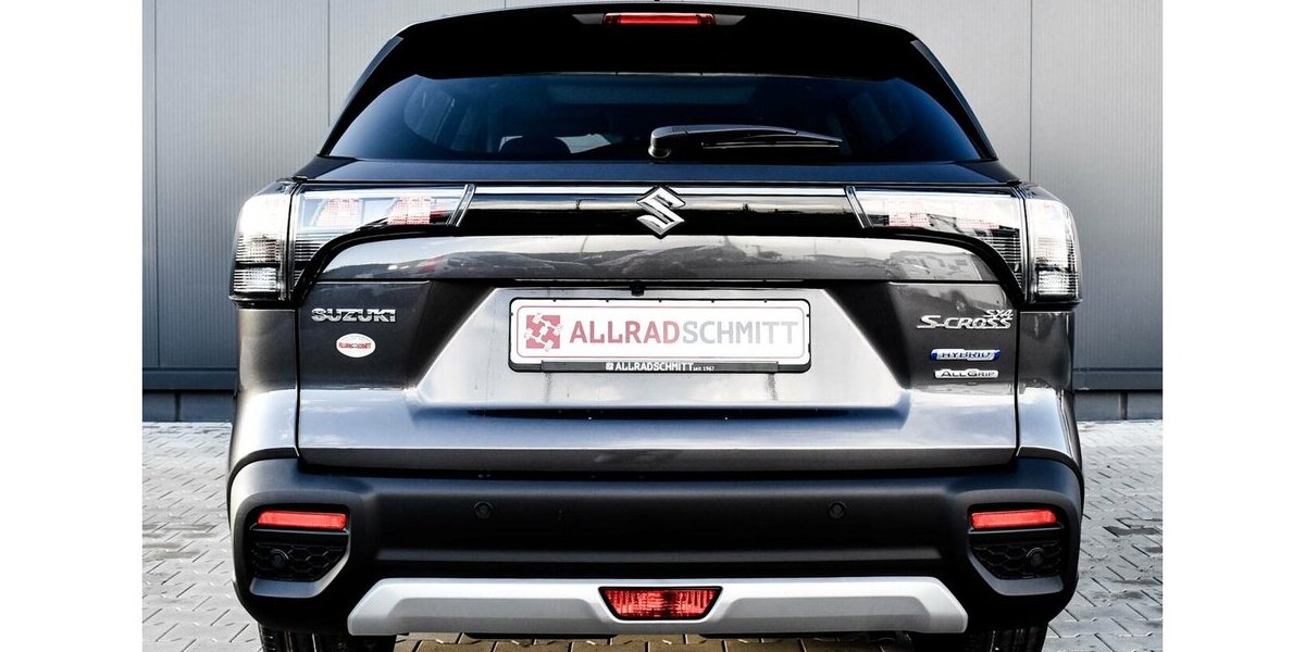Suzuki S-Cross Comfort+ 1.5l AGS Hybrid ALLGRIP 24.950 km 27.990 &euro; Höchberg-Würzburg 97204