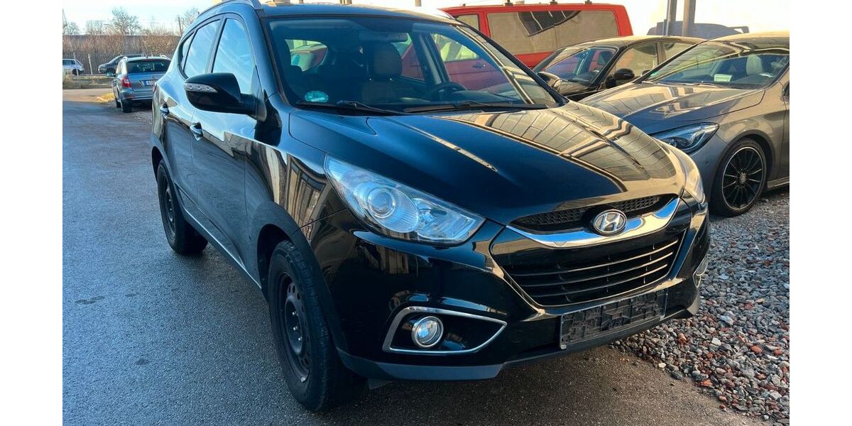 Hyundai ix35 149.000 km 5.850 &euro; Kissing 86438