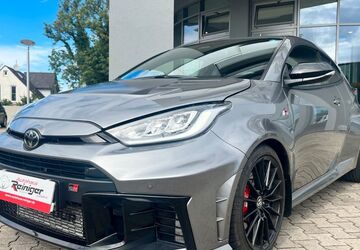 Toyota Yaris 5.800 km 51.999 &euro; Königsbrunn / Augsburg 86343