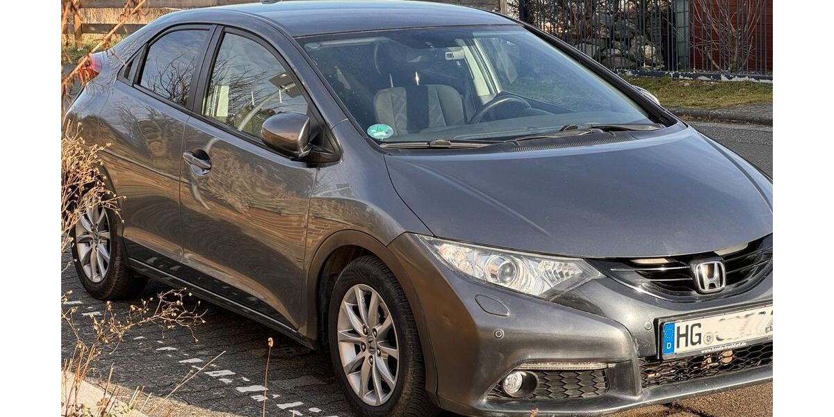 Honda Civic 123.200 km 9.250 &euro; Neu-Anspach 61267