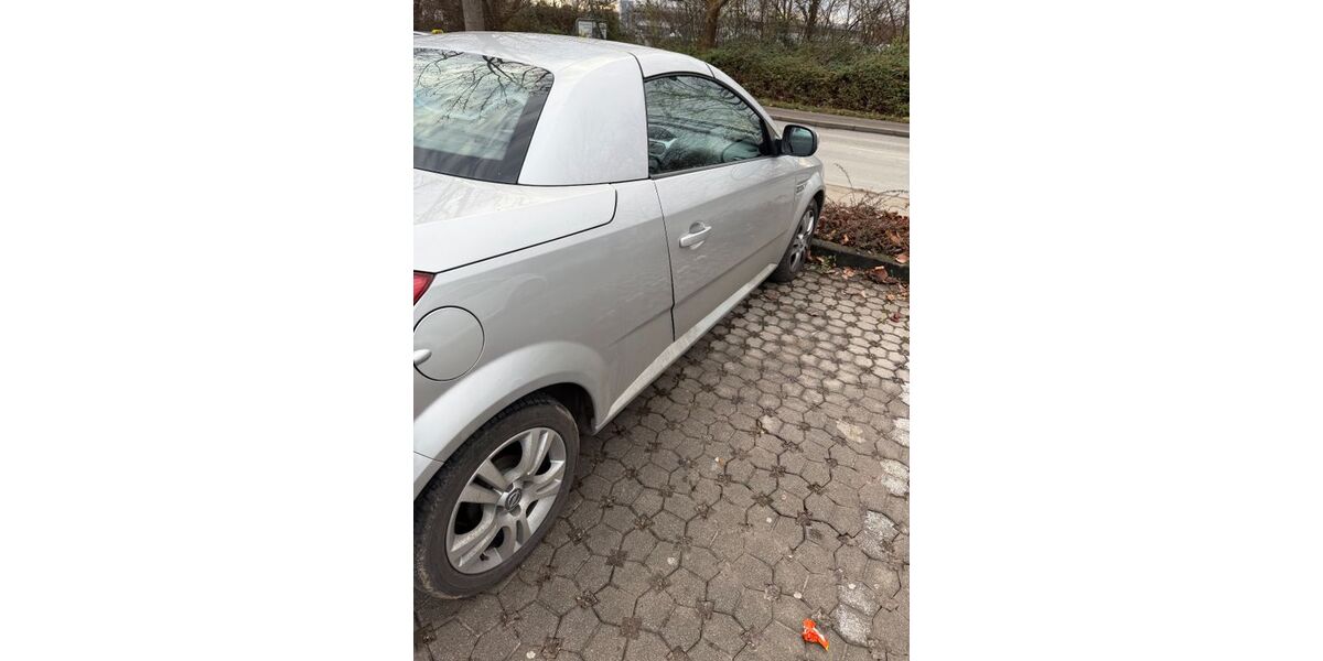 Opel Tigra 220.000 km 900 &euro; Sindelfingen 71063