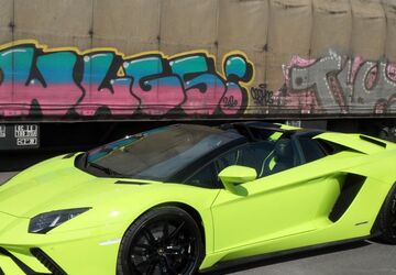 Lamborghini Aventador 2.620 km 449.500 &euro; Hankensbüttel 29386