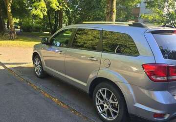 Fiat Freemont 136.000 km 11.950 &euro; Germering 82110